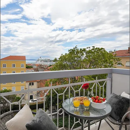 Porto Гостевой дом 3*